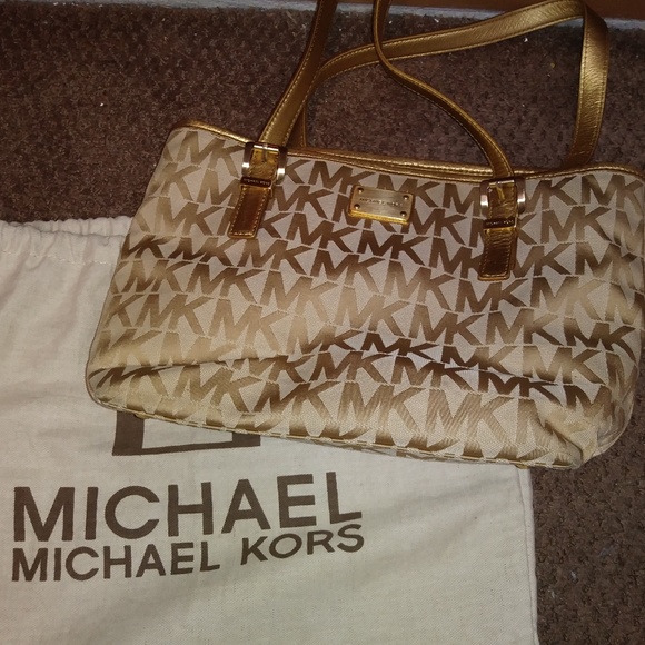 Michael Kors Bag - Picture 1 of 2